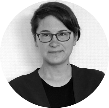Consultante formatrice en prévention des risques professionnels, Céline anime les clubs Sécurité-Environnement de Reims et Saint-Dizier. Son approche pédagogique et structurée permettent aux entreprises d'évoluer tant sur les thématiques du ministère du travail que sur les systèmes normatifs ISO 45001, ISO 9001, ISO 14001 de manière opérationnelle, progressive et fédératrice.